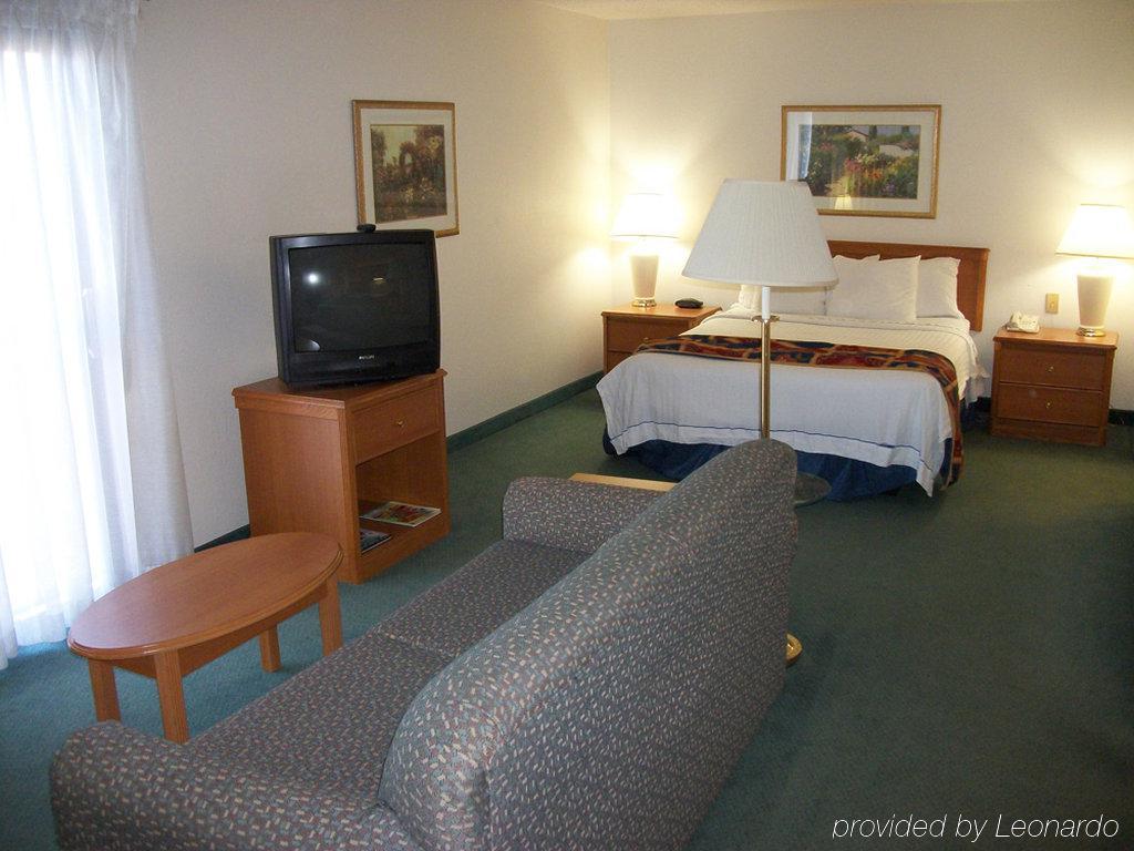 Hawthorn Suites Of Troy Quarto foto